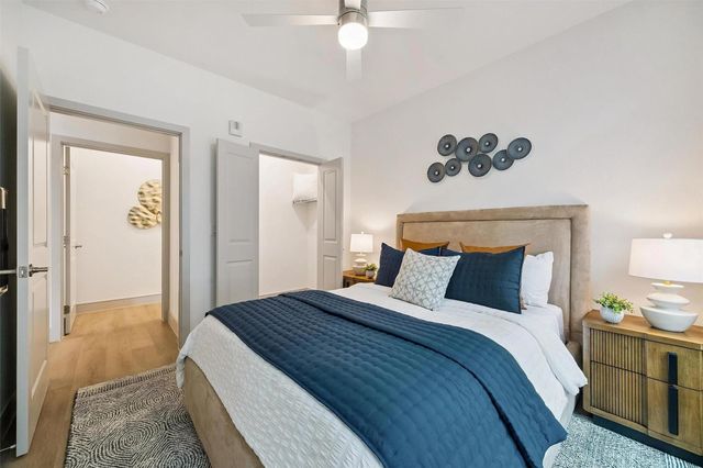 13959 Hillcroft Ave B1, Houston, TX 77085