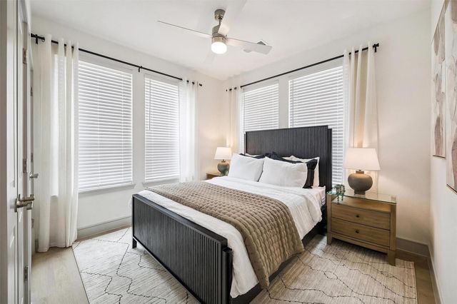 13959 Hillcroft Ave B1, Houston, TX 77085