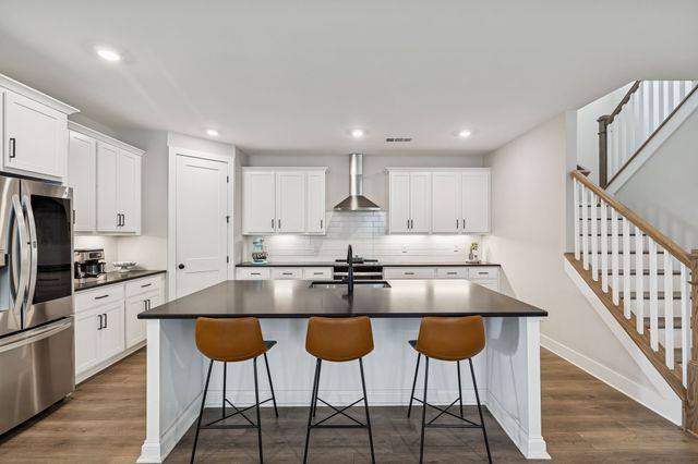 6731 Walsham Dr, Smyrna, TN 37167