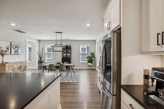 6731 Walsham Dr, Smyrna, TN 37167