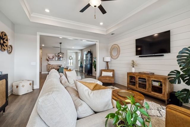 6731 Walsham Dr, Smyrna, TN 37167