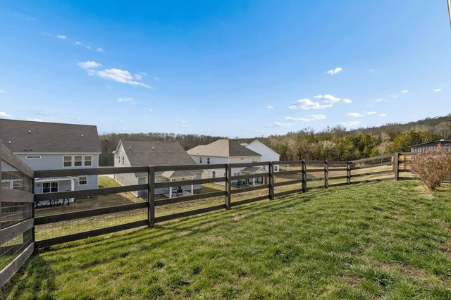 6731 Walsham Dr, Smyrna, TN 37167