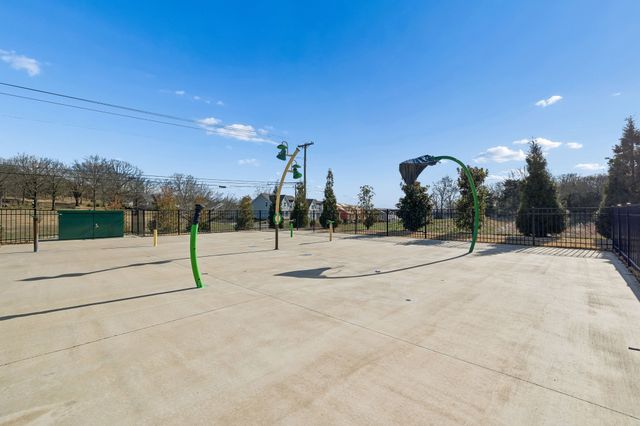 6731 Walsham Dr, Smyrna, TN 37167