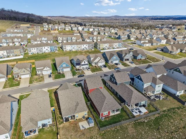 6731 Walsham Dr, Smyrna, TN 37167