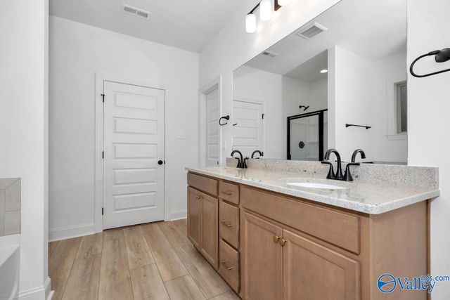 17680 Cabernet Street, Athens, AL 35613