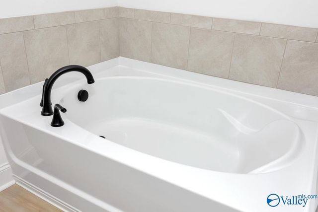 17680 Cabernet Street, Athens, AL 35613