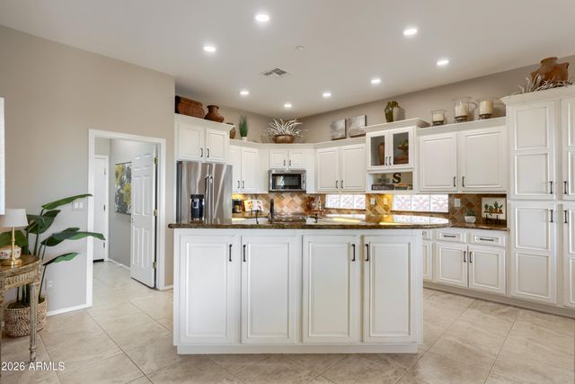 2233 W STONEWALL Drive, Anthem, AZ 85086