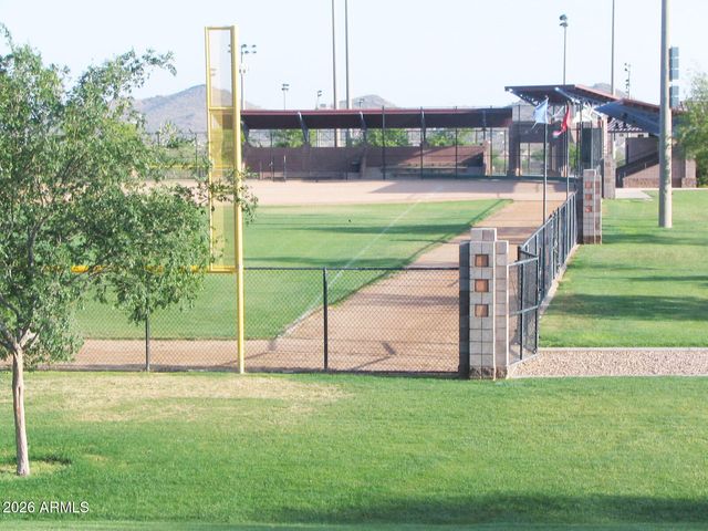 2233 W STONEWALL Drive, Anthem, AZ 85086