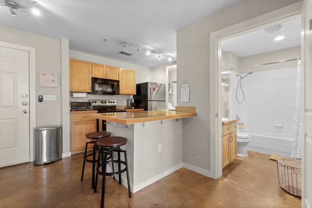 5111 Manett Street 103, Dallas, TX 75206