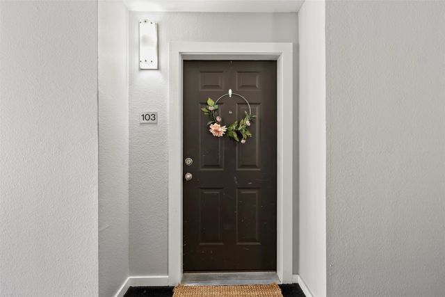 5111 Manett Street 103, Dallas, TX 75206