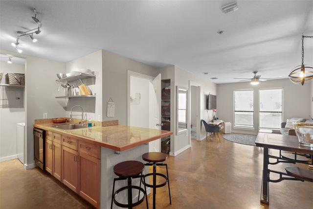 5111 Manett Street 103, Dallas, TX 75206