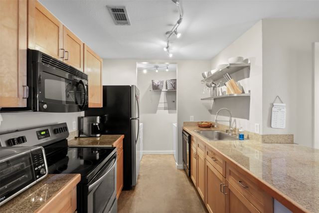 5111 Manett Street 103, Dallas, TX 75206