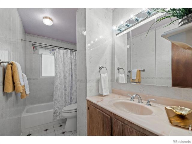 803 Nucla Street, Aurora, CO 80011