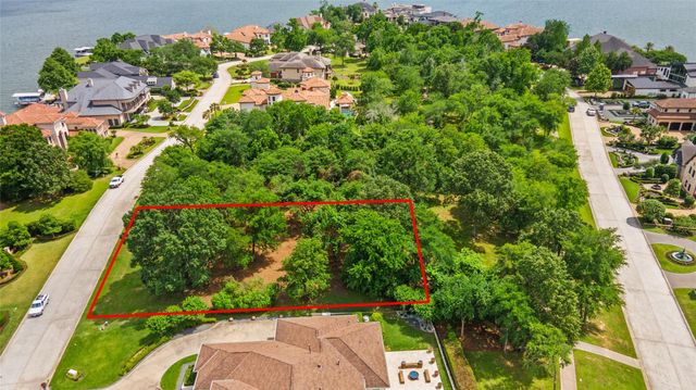 54 Benthaven W, Montgomery, TX 77356
