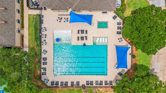 54 Benthaven W, Montgomery, TX 77356
