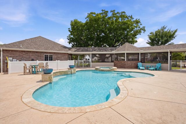 412 Mercury Court, Granbury, TX 76049
