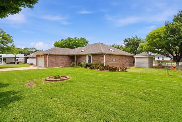 412 Mercury Court, Granbury, TX 76049
