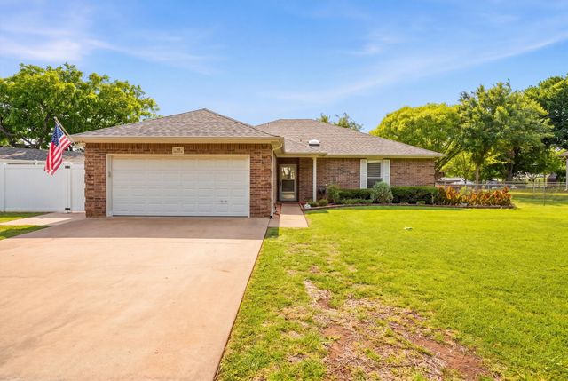 412 Mercury Court, Granbury, TX 76049