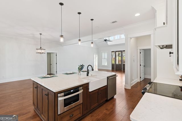 191 Maiden Creek Drive, Waverly, GA 31565