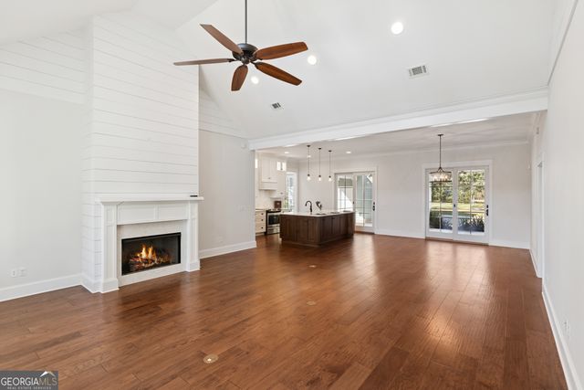 191 Maiden Creek Drive, Waverly, GA 31565