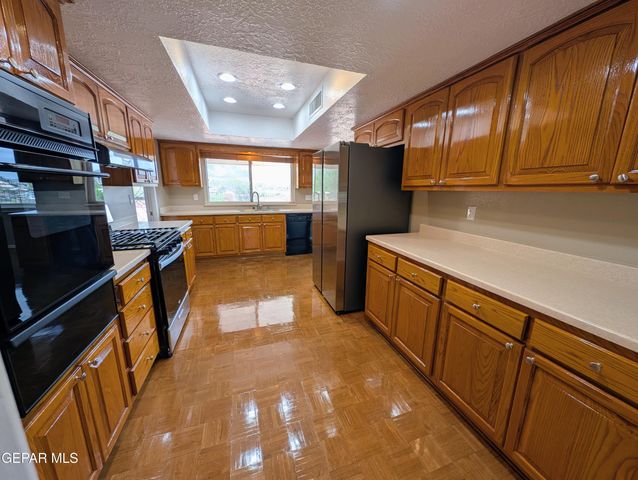 612 SOMERSET Drive, El Paso, TX 79912