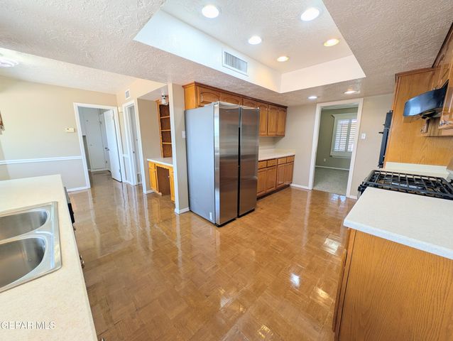 612 SOMERSET Drive, El Paso, TX 79912