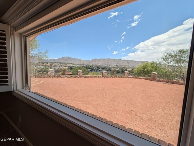 612 SOMERSET Drive, El Paso, TX 79912