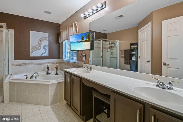 3775 SPICEBUSH DR, Frederick, MD 21704