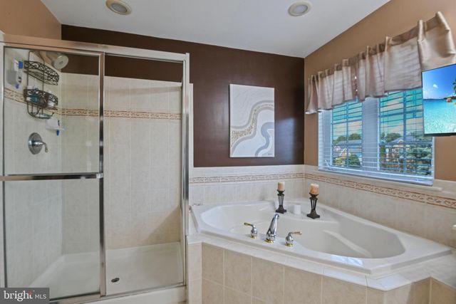 3775 SPICEBUSH DR, Frederick, MD 21704