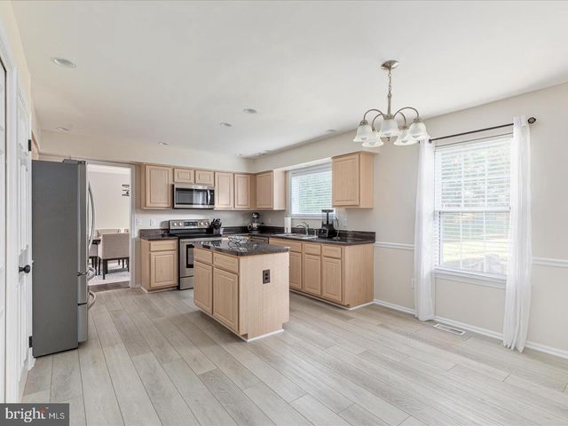 130 MINOR RD, Sterling, VA 20165