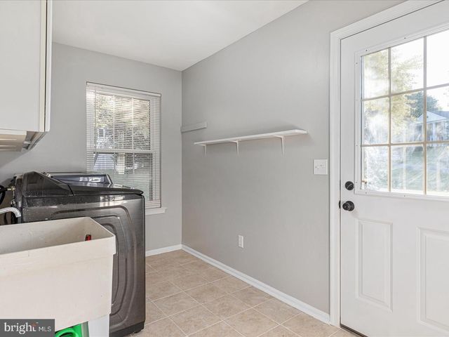 130 MINOR RD, Sterling, VA 20165