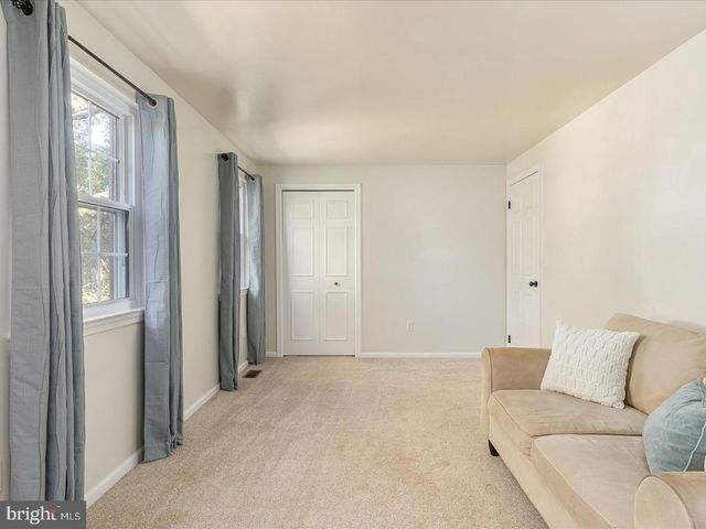 130 MINOR RD, Sterling, VA 20165