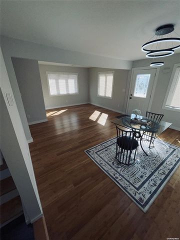 135 Westchester Ave, West Babylon, NY 11704