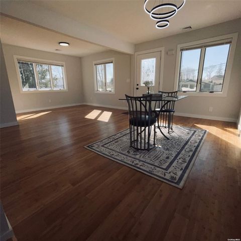 135 Westchester Ave, West Babylon, NY 11704