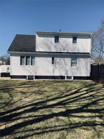 135 Westchester Ave, West Babylon, NY 11704