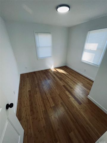 135 Westchester Ave, West Babylon, NY 11704