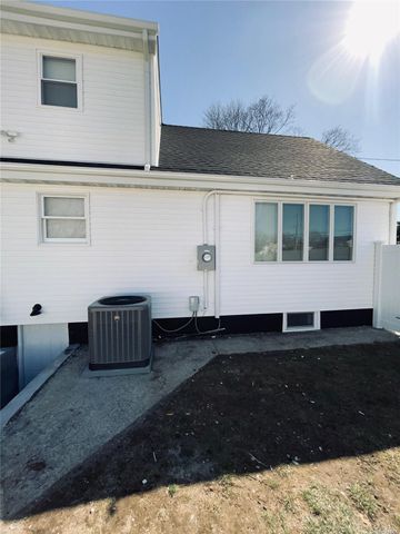 135 Westchester Ave, West Babylon, NY 11704