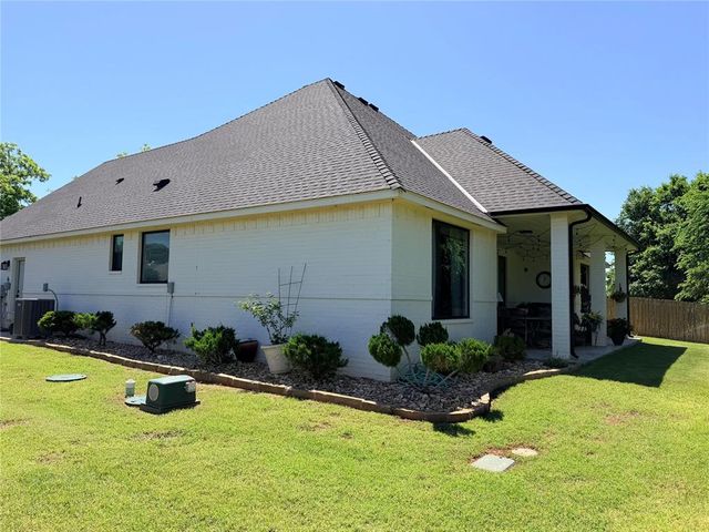 3223 Spyglass Drive, Purcell, OK 73080