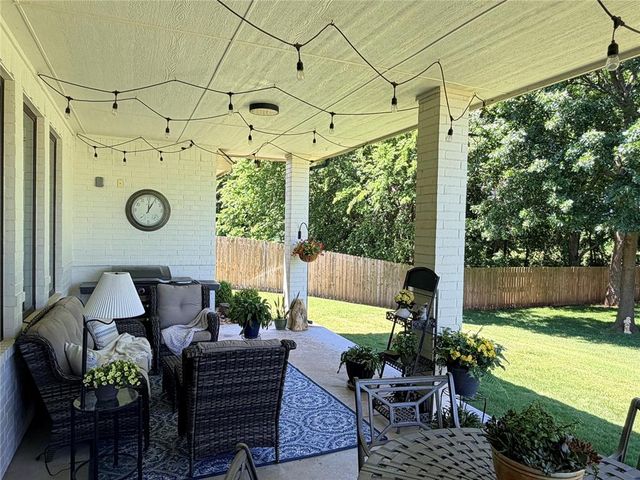 3223 Spyglass Drive, Purcell, OK 73080