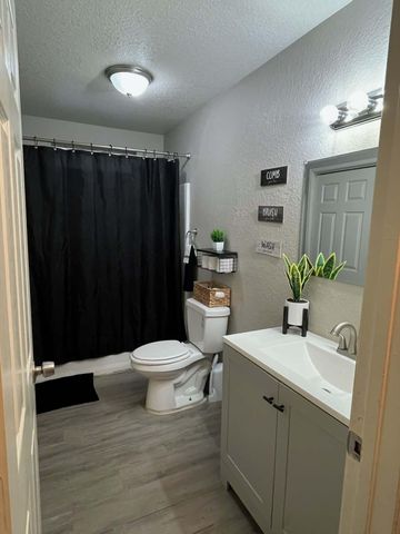 19545 Wallace Road, Strathmore, CA 93267