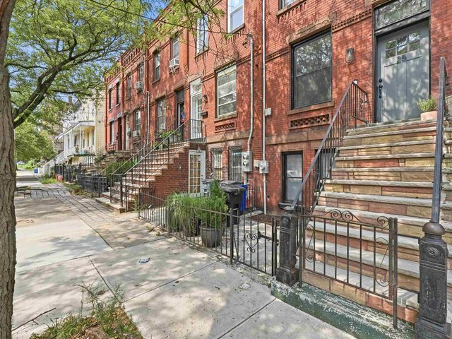 25 CRESCENT AVE, Jc, Bergen-lafayett, NJ 07304