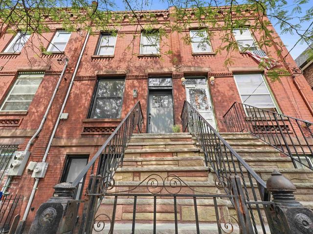 25 CRESCENT AVE, Jc, Bergen-lafayett, NJ 07304
