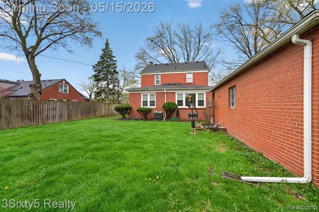 13164 Veronica Street, Southgate, MI 48195