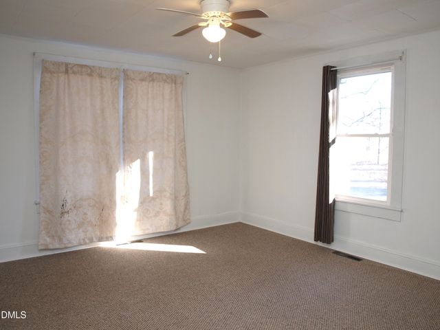 336 Vicksboro Road, Henderson, NC 27536