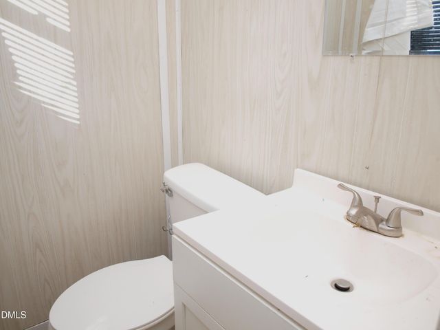 336 Vicksboro Road, Henderson, NC 27536