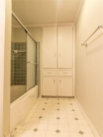 4311 Cole Avenue 111, Dallas, TX 75205