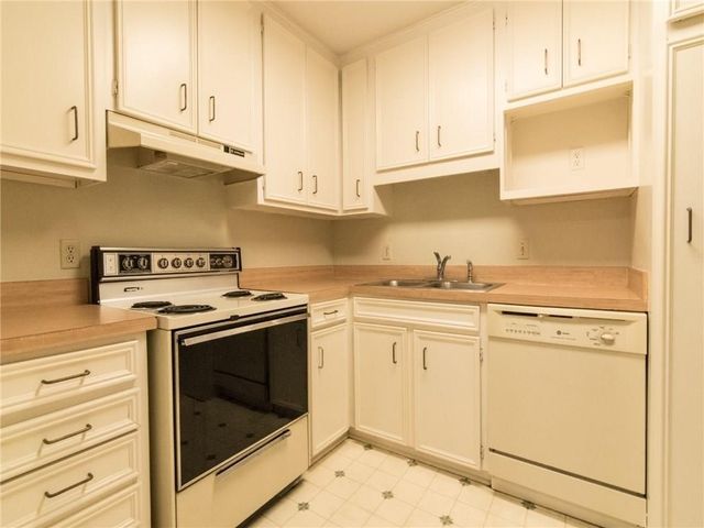 4311 Cole Avenue 111, Dallas, TX 75205