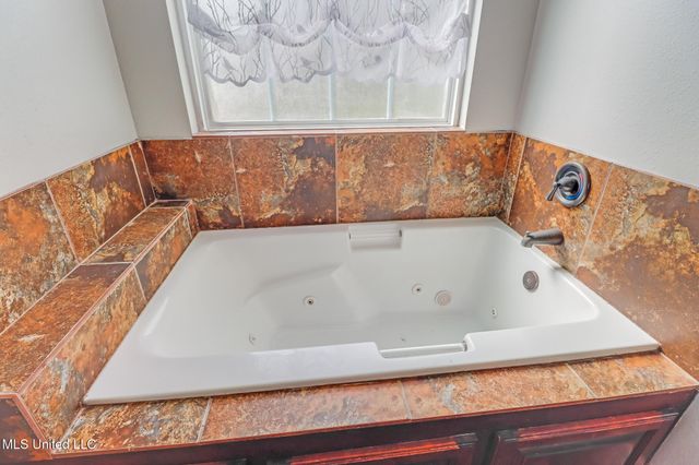 43 Parker Road, Perkinston, MS 39573