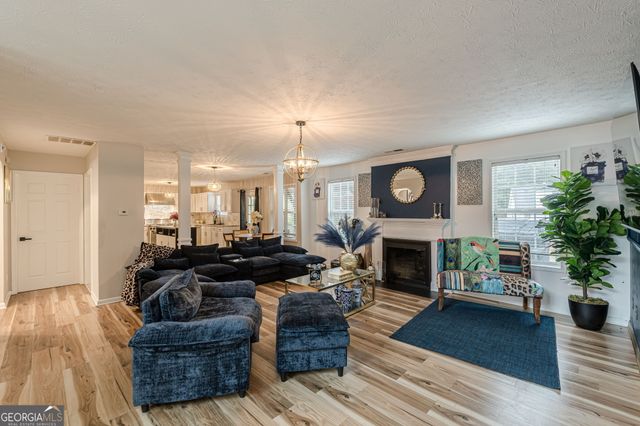 9620 Carolina Drive, Jonesboro, GA 30238