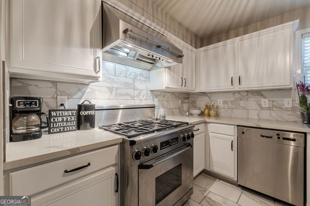 9620 Carolina Drive, Jonesboro, GA 30238